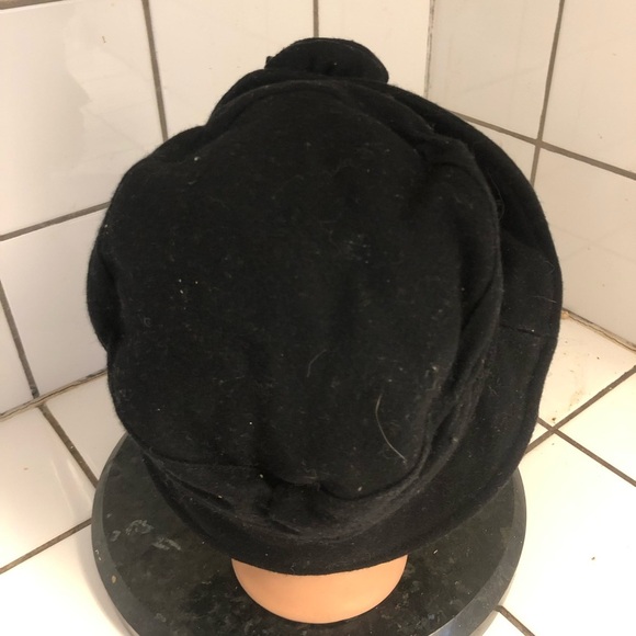 Black Knit Beanie with Pom-Pom - Picture 4 of 7